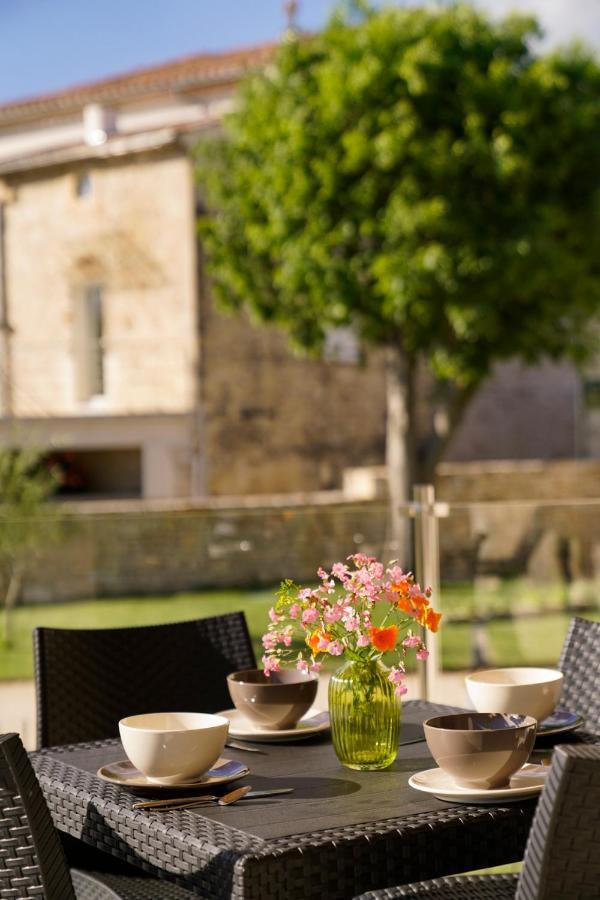 Le Clos des Taulelles gîte Le Figuier Saint-Privat-de-Champclos Extérieur photo